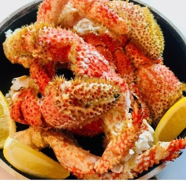 Snow Crab with a medley of seafood