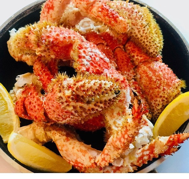 Snow Crab with a medley of seafood